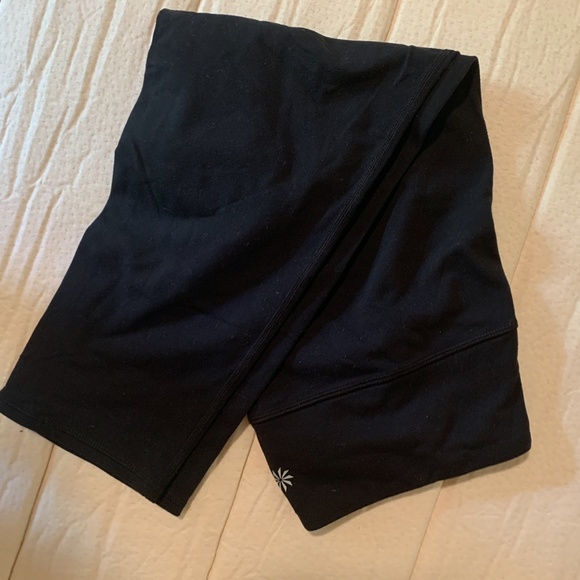 Athlete Cropped Chaturanga Leggings- Black Size M - Picture 2 of 6